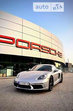 Купе Porsche Cayman 2016 в Киеве