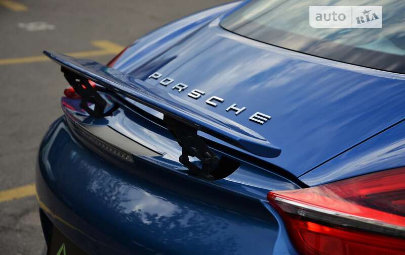 Купе Porsche Cayman 2013 в Киеве