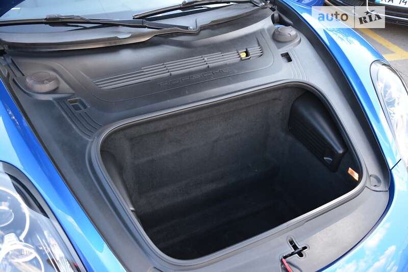 Купе Porsche Cayman 2013 в Киеве