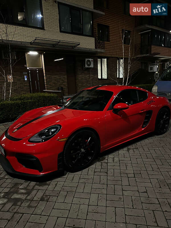 Купе Porsche Cayman 2017 в 