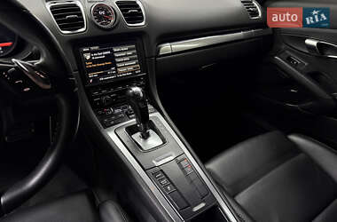 Купе Porsche Cayman 2014 в 