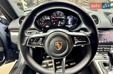 Купе Porsche Cayman 2018 в 