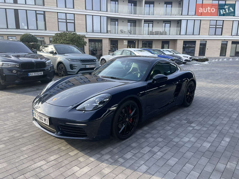 Купе Porsche Cayman 2018 в 