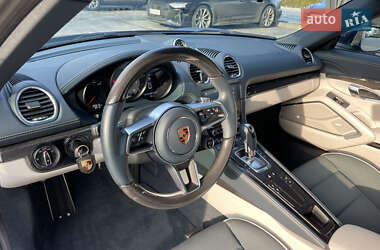 Купе Porsche Cayman 2018 в 