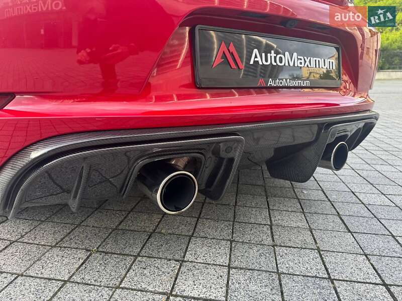 Купе Porsche Cayman 2018 в Киеве