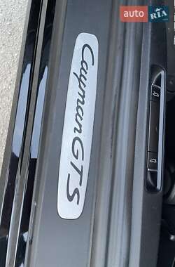 Купе Porsche Cayman 2017 в 