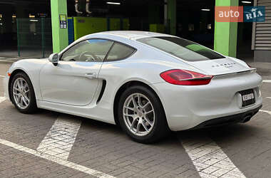 Купе Porsche Cayman 2016 в 