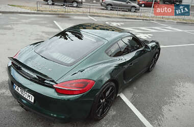 Купе Porsche Cayman 2015 в 