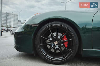 Купе Porsche Cayman 2015 в 