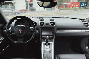 Купе Porsche Cayman 2015 в 