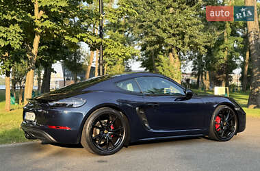 Купе Porsche Cayman 2018 в 