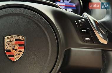 Купе Porsche Cayman 2014 в 