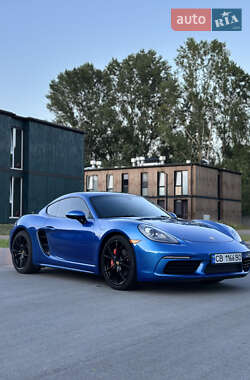 Купе Porsche Cayman 2017 в 