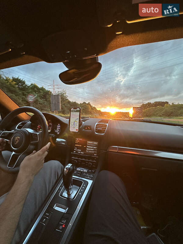 Купе Porsche Cayman 2013 в Ивано-Франковске