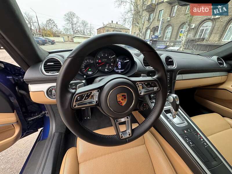 Купе Porsche Cayman 2022 в Запорожье