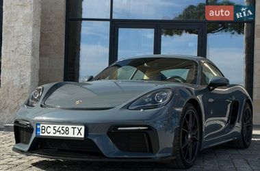 Купе Porsche Cayman 2017 в Львове