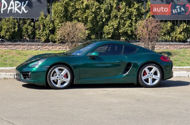Купе Porsche Cayman 2015 в Киеве