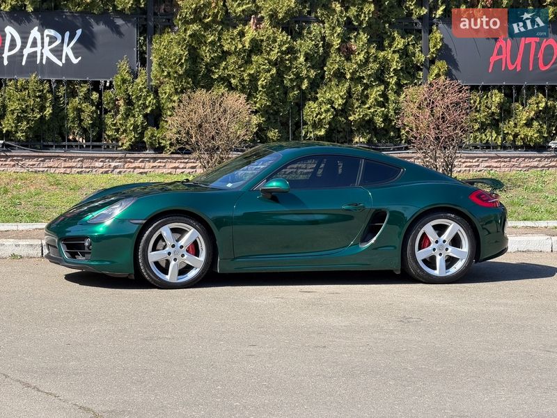 Купе Porsche Cayman 2015 в Киеве