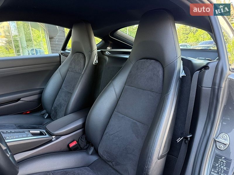 Купе Porsche Cayman 2020 в Львове фото 29 Купе Porsche Cayman 2020 в Львове