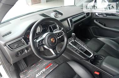 Внедорожник / Кроссовер Porsche Macan 2015 в Львове