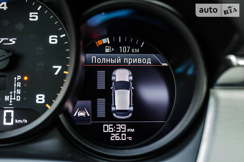 Позашляховик / Кросовер Porsche Macan 2016 в Києві