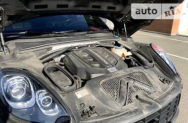 Внедорожник / Кроссовер Porsche Macan 2014 в 