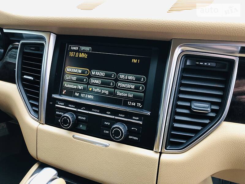 Позашляховик / Кросовер Porsche Macan 2015 в Запоріжжі фото 19 Позашляховик / Кросовер Porsche Macan 2015 в Запоріжжі