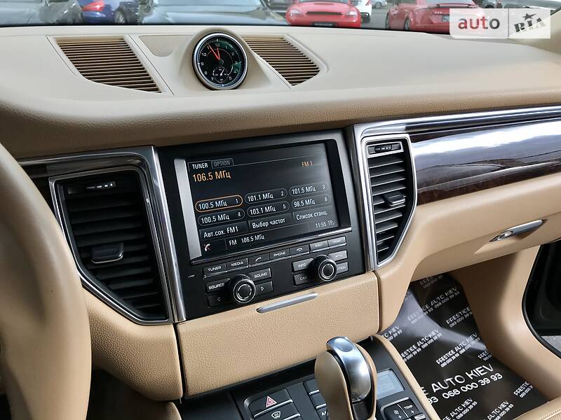 Позашляховик / Кросовер Porsche Macan 2015 в Києві фото 47 Позашляховик / Кросовер Porsche Macan 2015 в Києві