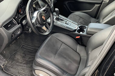 Внедорожник / Кроссовер Porsche Macan 2017 в Тернополе