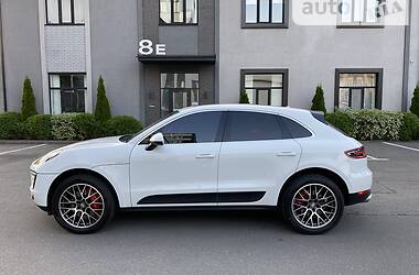 Внедорожник / Кроссовер Porsche Macan 2015 в Киеве