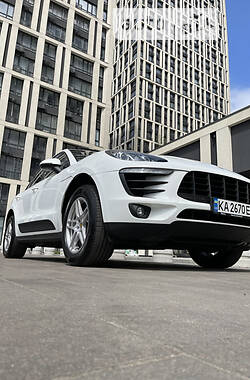 Позашляховик / Кросовер Porsche Macan 2018 в Києві