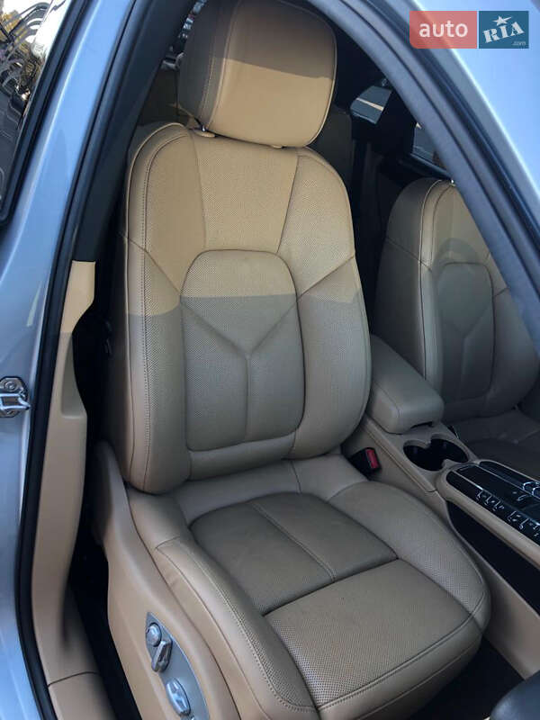 Внедорожник / Кроссовер Porsche Macan 2018 в Львове