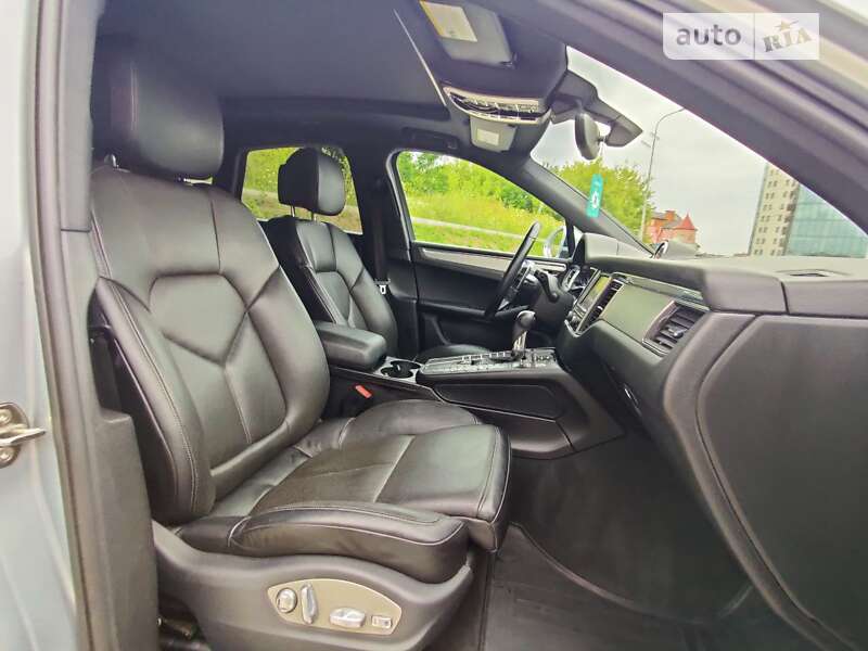 Внедорожник / Кроссовер Porsche Macan 2015 в Киеве фото 23 Внедорожник / Кроссовер Porsche Macan 2015 в Киеве