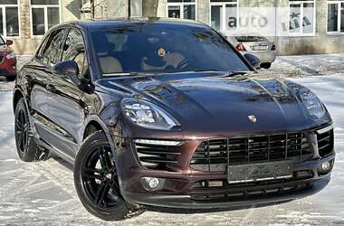 Внедорожник / Кроссовер Porsche Macan 2017 в 