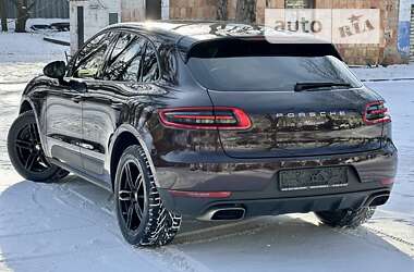 Внедорожник / Кроссовер Porsche Macan 2017 в 