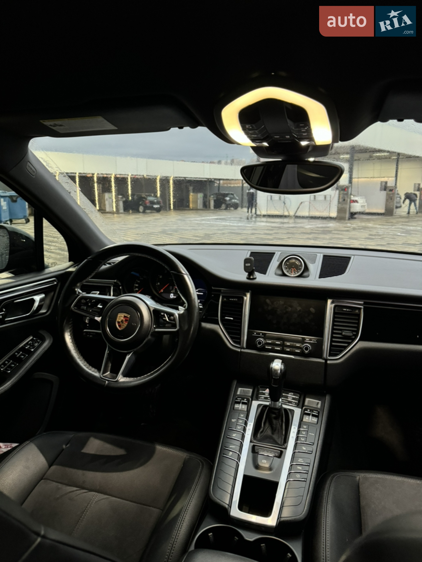 2016 Porsche Macan - мініатюра 12