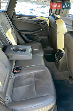 Позашляховик / Кросовер Porsche Macan 2017 в Одесі