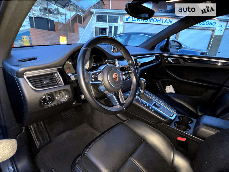Позашляховик / Кросовер Porsche Macan 2014 в Львові
