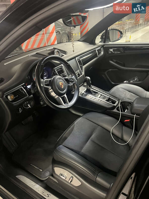 Внедорожник / Кроссовер Porsche Macan 2018 в Львове
