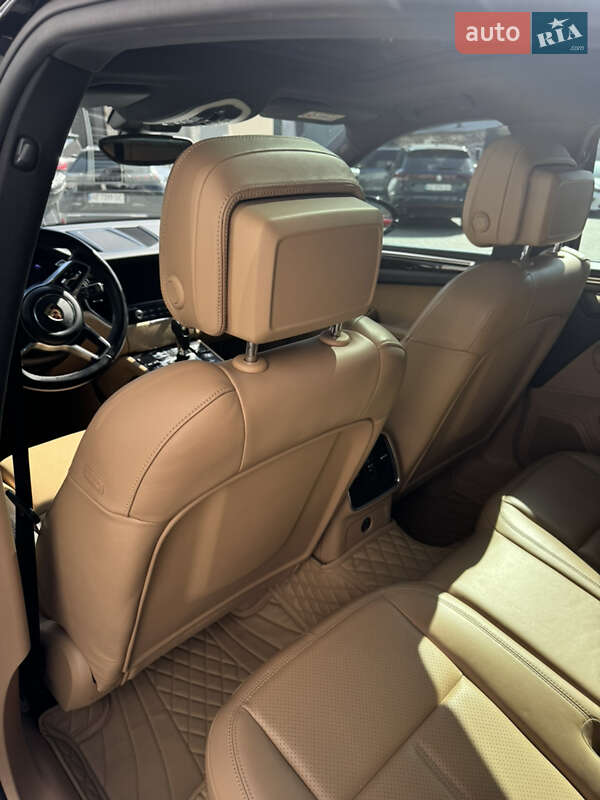 Внедорожник / Кроссовер Porsche Macan 2018 в Днепре фото 18 Внедорожник / Кроссовер Porsche Macan 2018 в Днепре