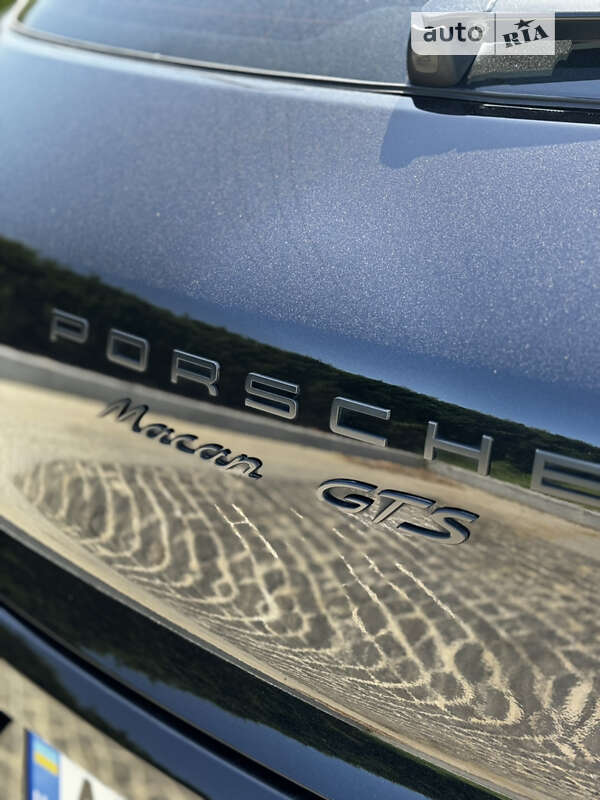Внедорожник / Кроссовер Porsche Macan 2016 в Днепре