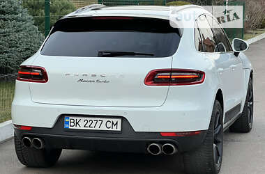 Внедорожник / Кроссовер Porsche Macan 2015 в Ровно