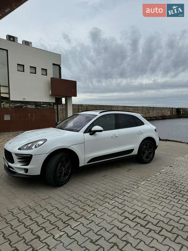 Внедорожник / Кроссовер Porsche Macan 2017 в Одессе фото 4 Внедорожник / Кроссовер Porsche Macan 2017 в Одессе