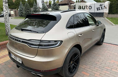 Внедорожник / Кроссовер Porsche Macan 2015 в 