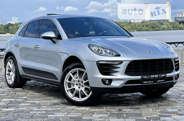 Внедорожник / Кроссовер Porsche Macan 2015 в Киеве