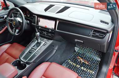 Внедорожник / Кроссовер Porsche Macan 2019 в 