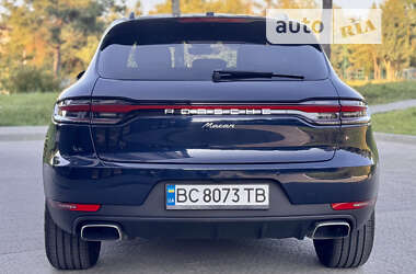 Позашляховик / Кросовер Porsche Macan 2019 в 