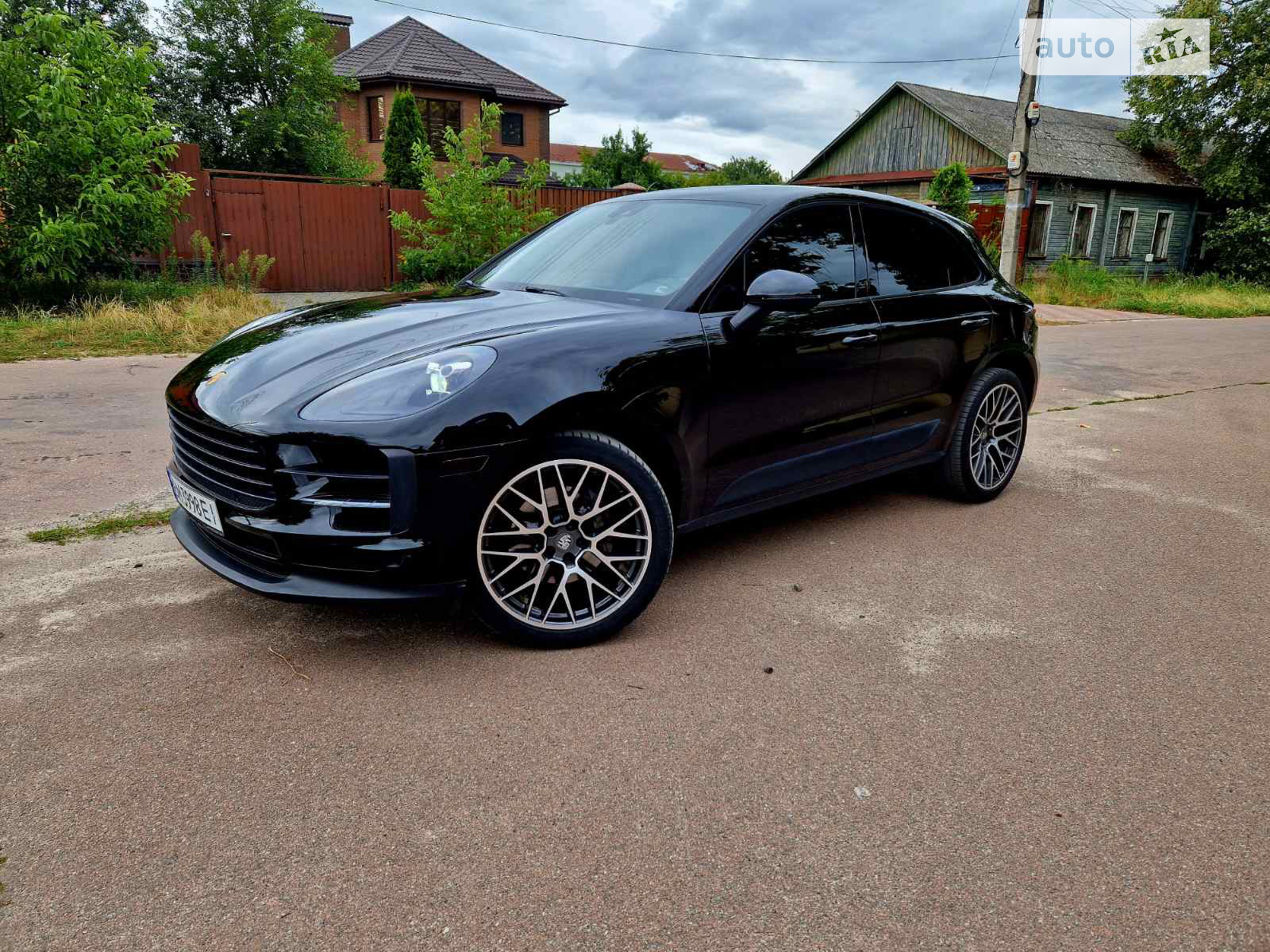 2019 Porsche Macan - мініатюра 2