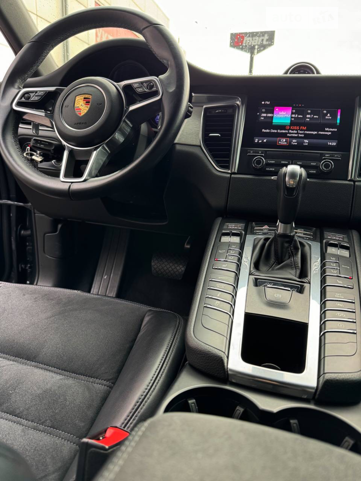 2017 Porsche Macan - мініатюра 18
