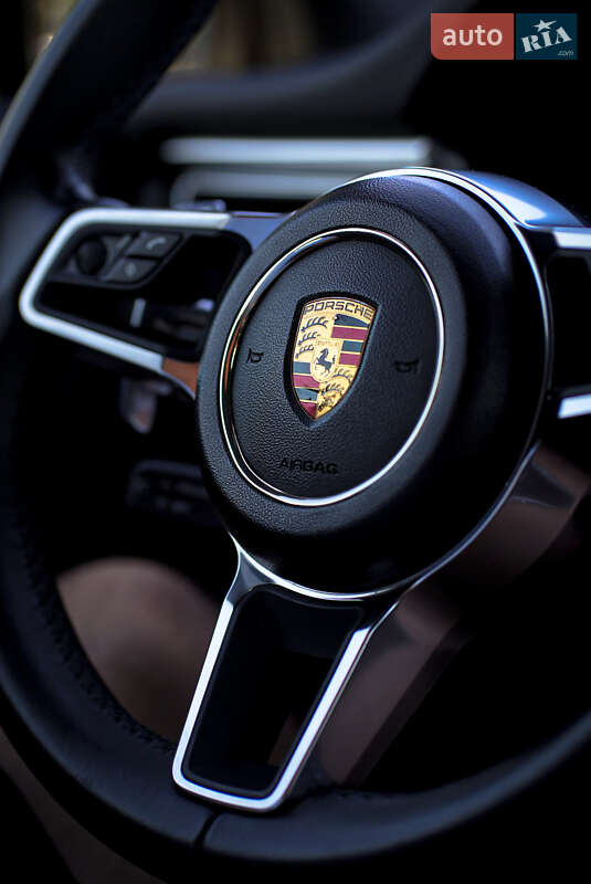 Позашляховик / Кросовер Porsche Macan 2018 в Києві